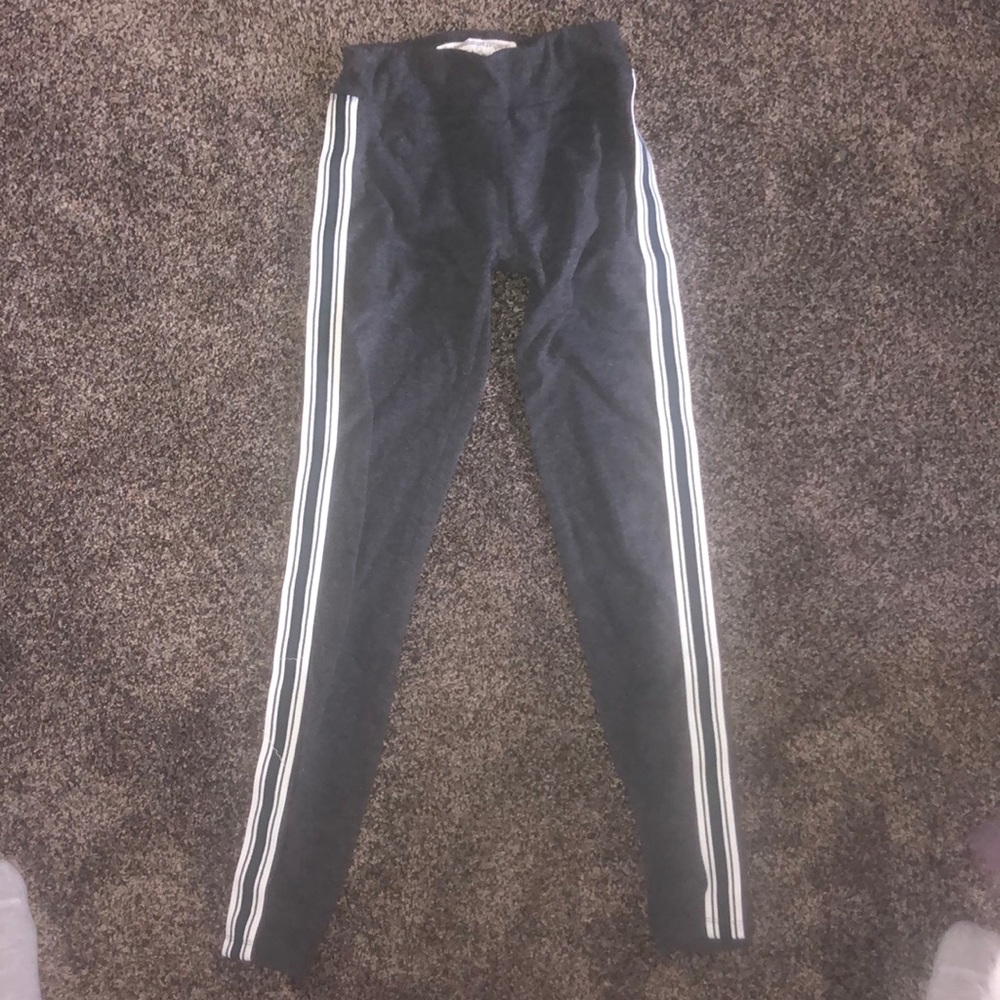 Gray legging